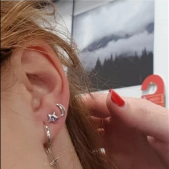 NWOT Sterling Moon Star Studs - Picture 8 of 9